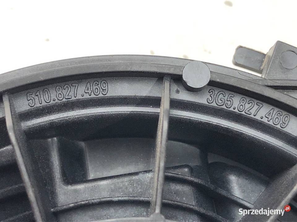 KLAMKA KLAPY TYŁ VW PASSAT B8 3G5827469F Części samochodowe sprzedam