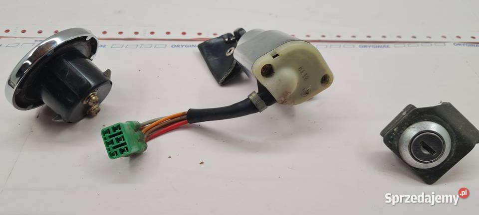 Suzuki Intruder 125 stacyjka kluczyk korek zamki mazowieckie Warszawa sprzedam