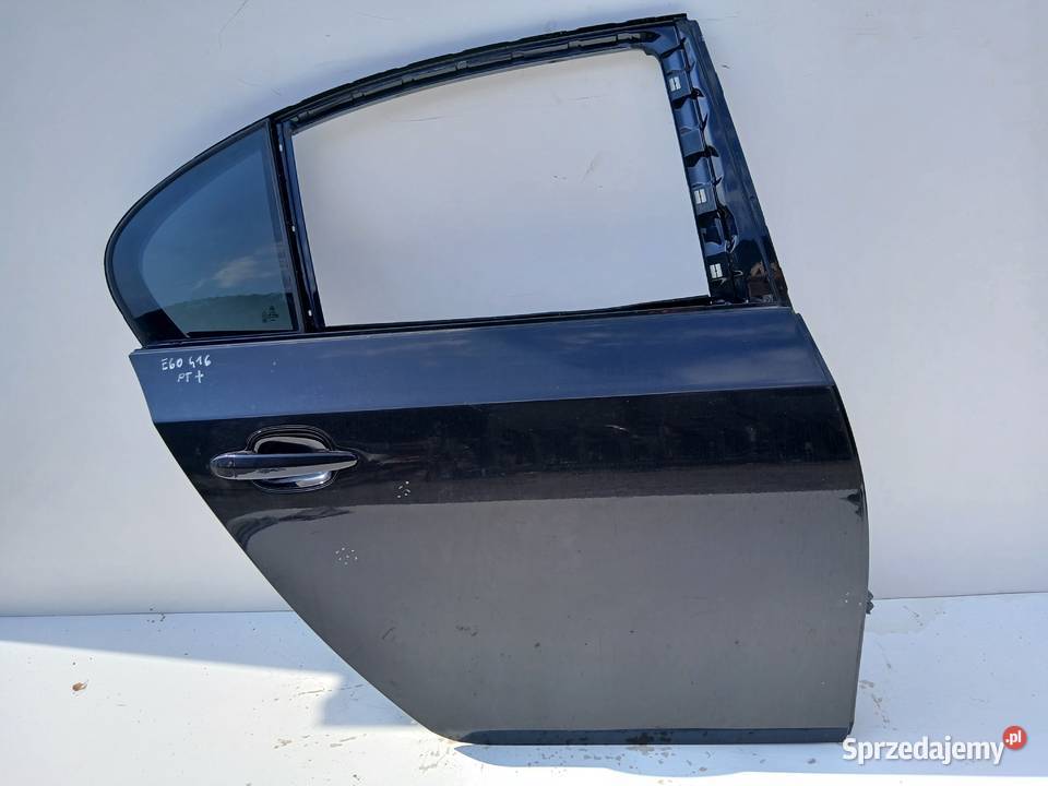 DRZWI PRAWE PRAWY TYŁ BMW E60 CARBONSCHWARZ 4169 osobowe lubelskie sprzedam