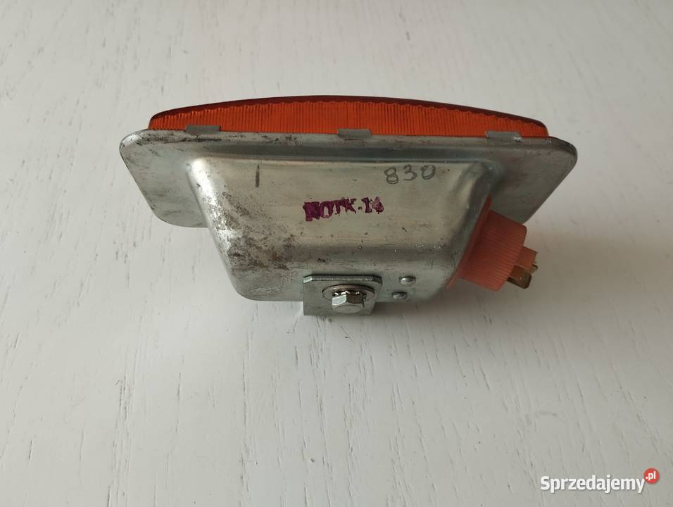 Kierunkowskaz przedni Skoda 105