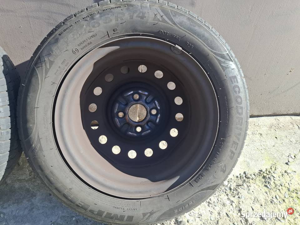 Felgi stalowe 14 Toyota Yaris z oponami letnimi Samochodowe śląskie