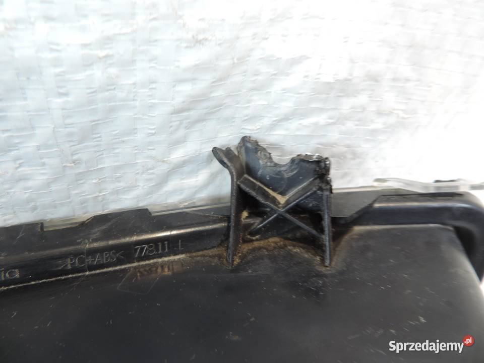 FORD KUGA MK2 HALOGEN ZDERZAKA LEWY CV4413B221AE Lampy przeciwmgielne kujawsko-pomorskie