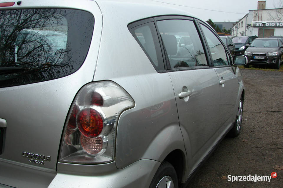 Toyota Corolla Verso Super stan Salon benzyna II czujnik parkowania Piła