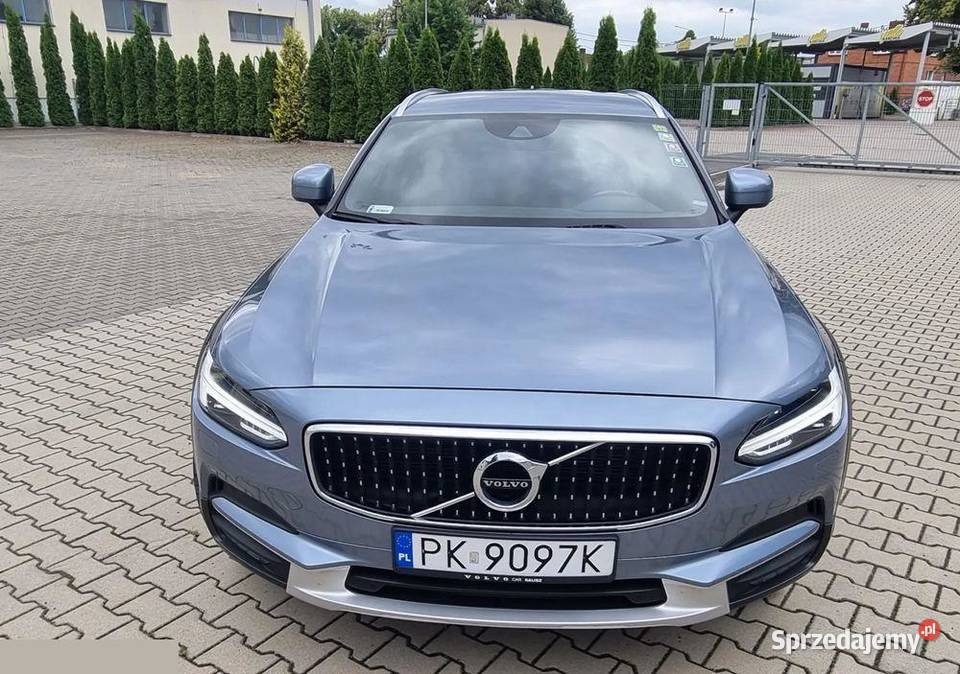 Volvo V90 Cross Country D5 AWD 235 2020r Gołuchów