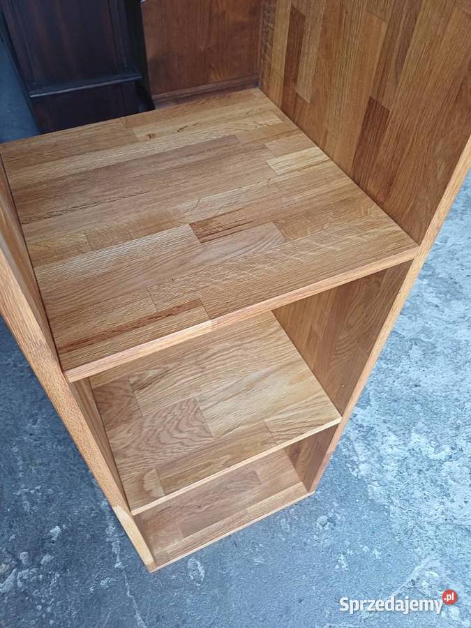 Regał stojący drewniany na książki Suchorzew