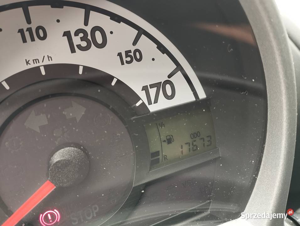 Toyota Aygo Salon Serwis PTZEBIEG 17600 manualna Warszawa sprzedam