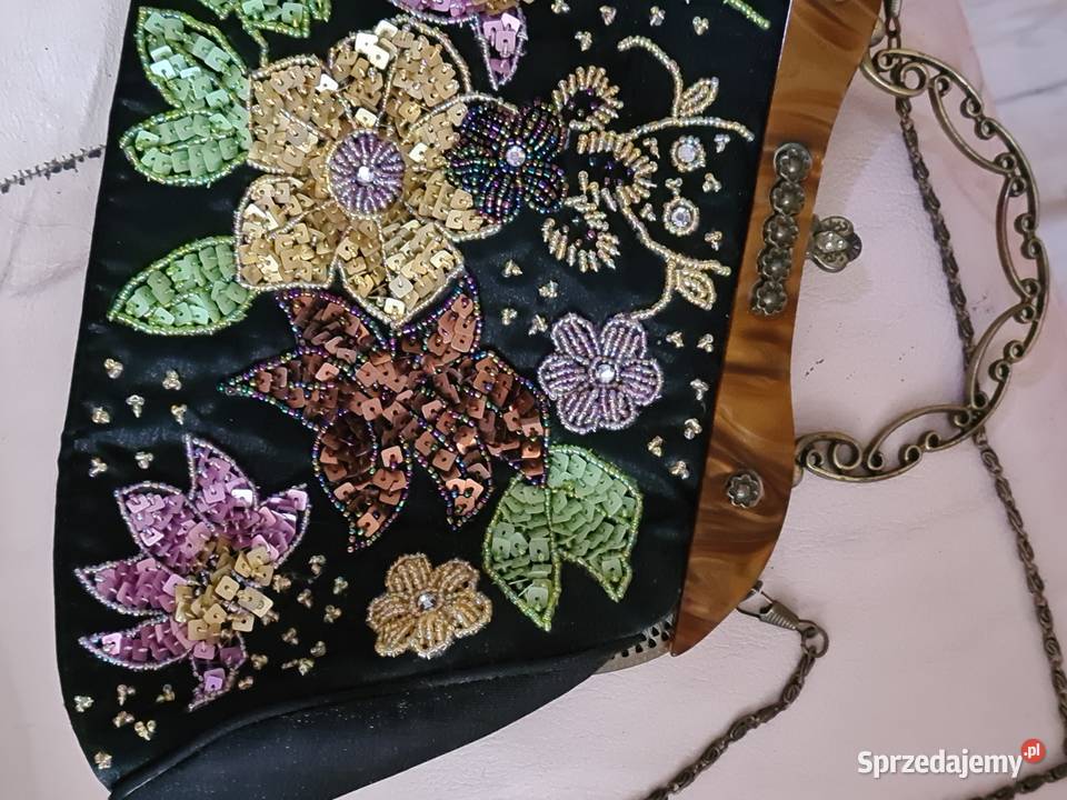 Czarna torebka wyszywana Vintage Przasnysz