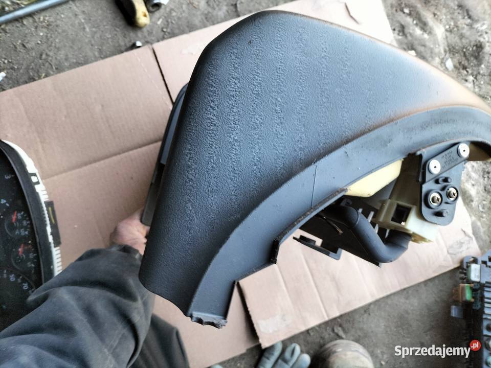 AUDI A38L A3 8L PANEL NAWIEWU RAMKA RADIA osobowe sprzedam