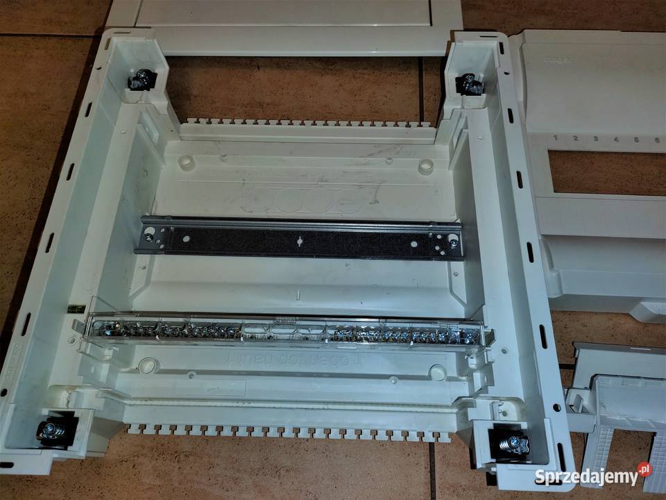 Rozdzielnica do płyt kartonowogipsowych Volta