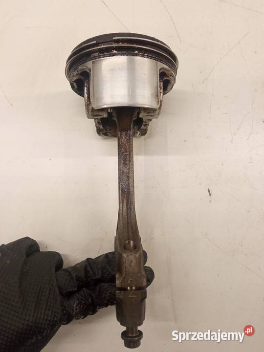 TŁOK KORBOWÓD 20 16V Honda CRV II 20012006