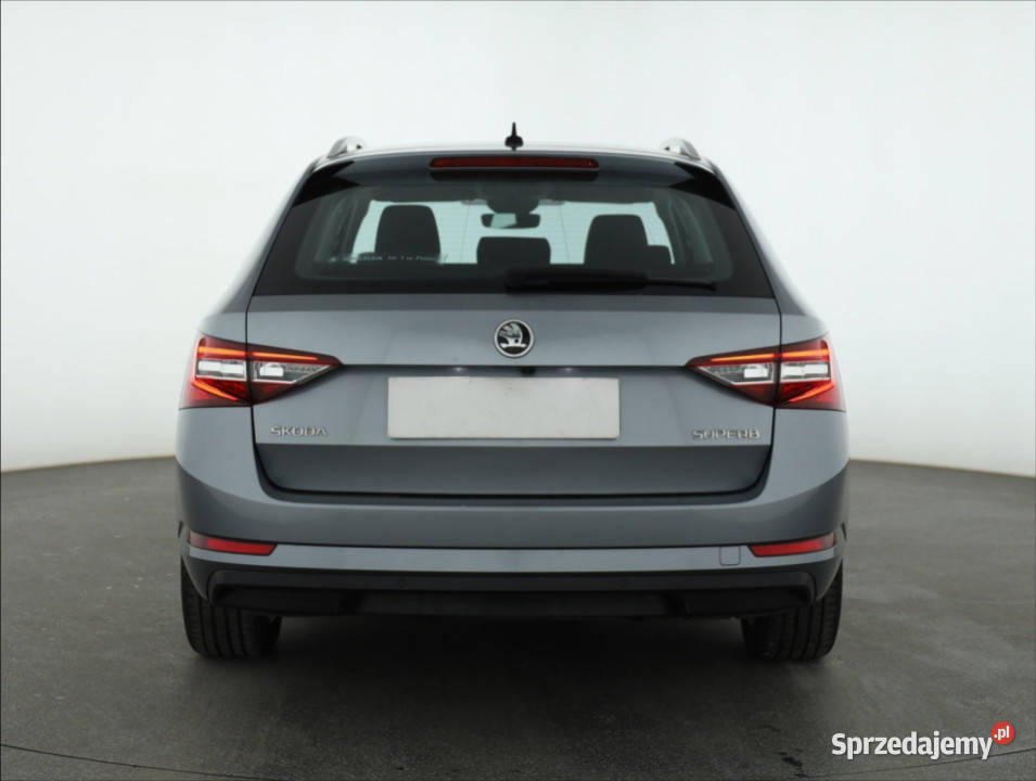 Skoda Superb 20 TDI wielofunkcyjna kierownica Piaseczno