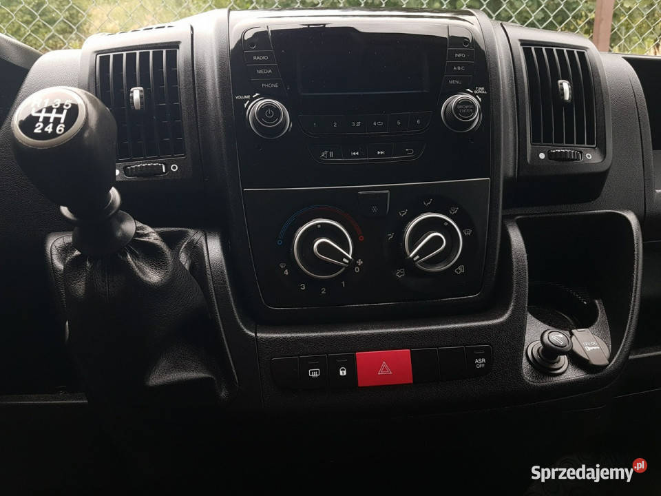 Peugeot Boxer 8EP CHŁODNIA AGREGAT CARRIER Poręba