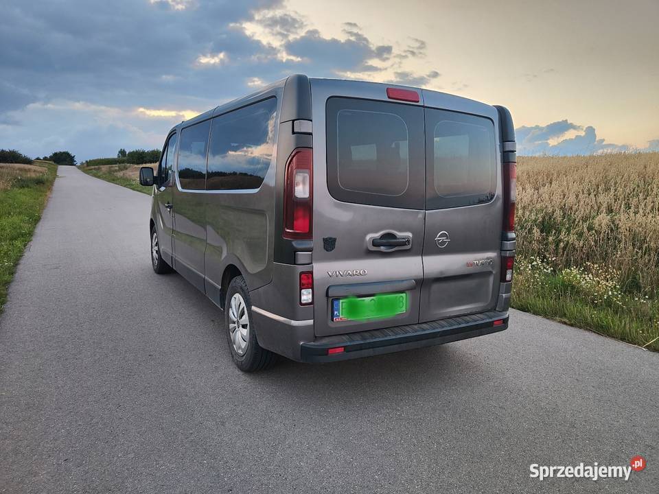Opel Vivaro B LONG 16 BiTurbo 140 2015 9 os radio
