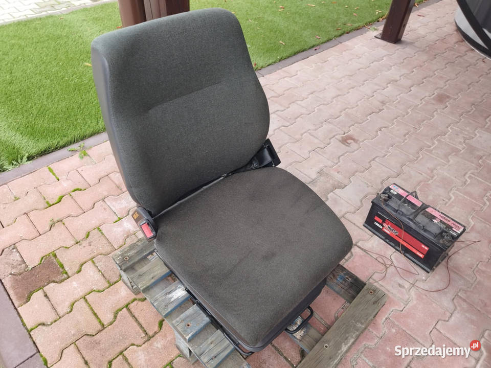 Fotel pneumatyczny ISRI 12V Fotel do maszyn Strzyżew sprzedam