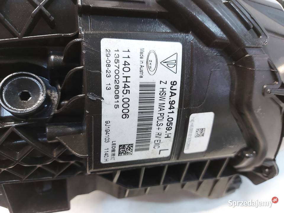 Porsche Taycan GTS 9J1 2023r Lampa reflektor