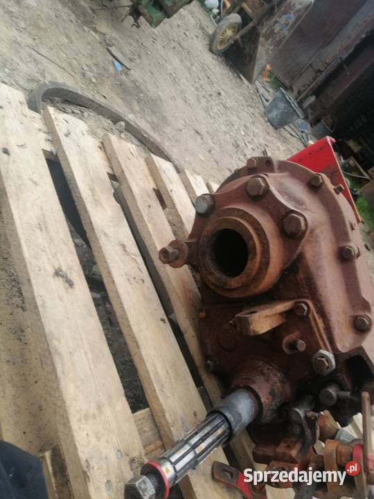 skrzynia zwojnice części kombajn mf 520 625 sprzedam