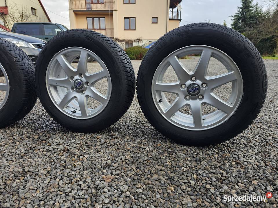 Felgi volvo ford z oponami 205 60 16 aluminiowe Chęciny sprzedam