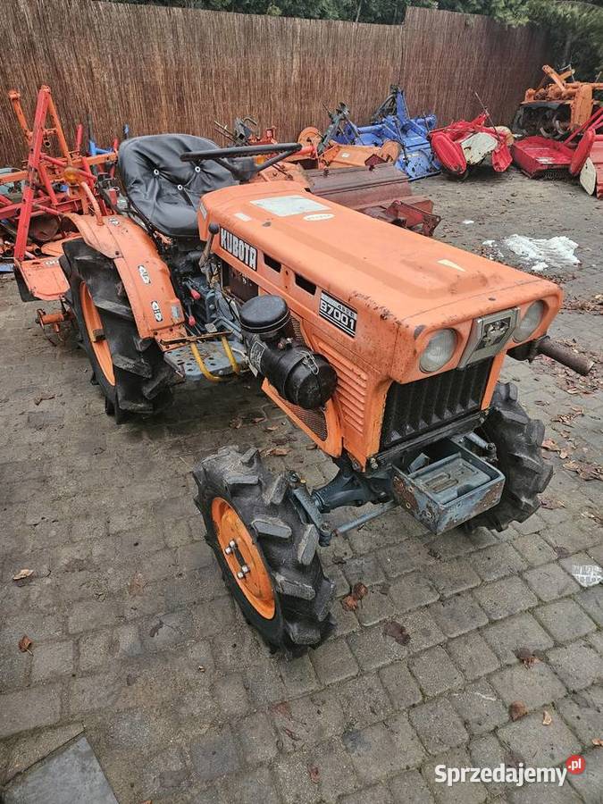 Kubota B7001 4x4 z glebogryzarką aste iseki tm Rożno-Parcele