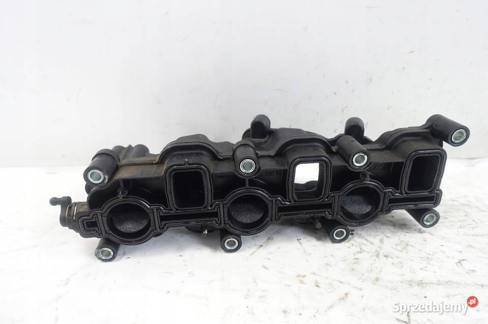 Audi A6 C6 30 TDI KOLEKTOR SSĄCY Z059129711CK osobowe Rudka