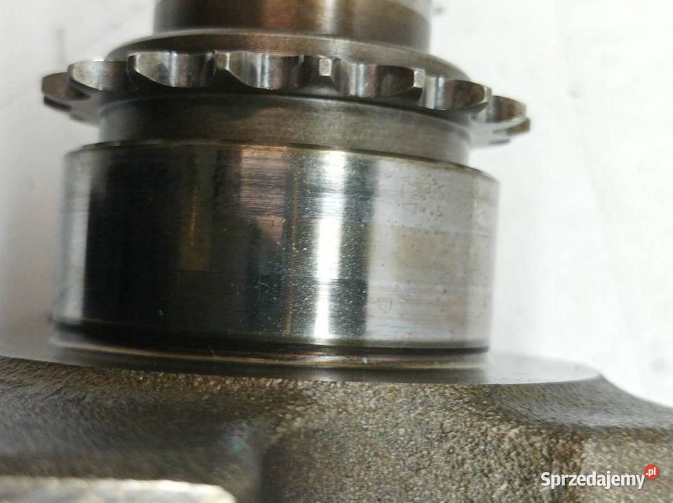 WAŁ KORBOWY 20 TDI VW Volkswagen Golf V 20042009