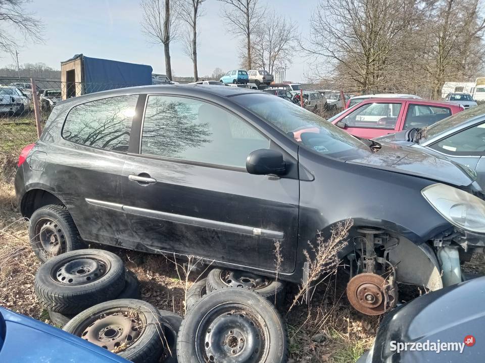 Renault Clio III 12 55 kw 2008 r dawca części Szklarka Myślniewska
