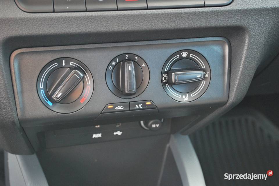 Skoda Fabia Kombi Niski Przebieg Zadbany 10 MPI ASR (kontrola trakcji) Nowy Sącz sprzedam