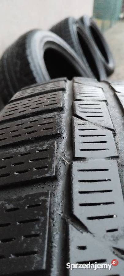 Opony zimowe Pirelli Scottozero 22555r17 Praszka