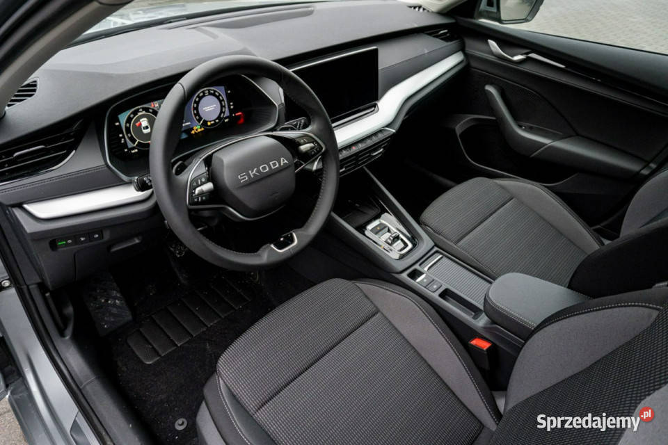 koda Octavia Drive Selection 15 TSI mHEV 150 DSG czujnik parkowania