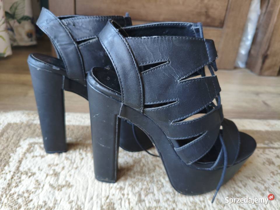 Wysokie Sandały na platformie z Looka Bełżyce