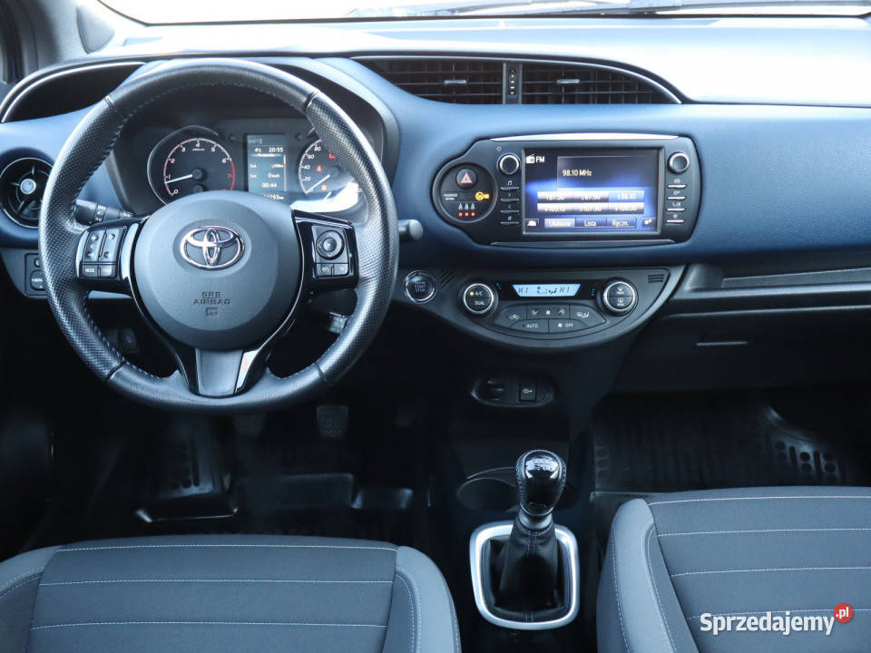 Toyota Yaris 15 Dual VVTi 4/5 Yaris Katowice
