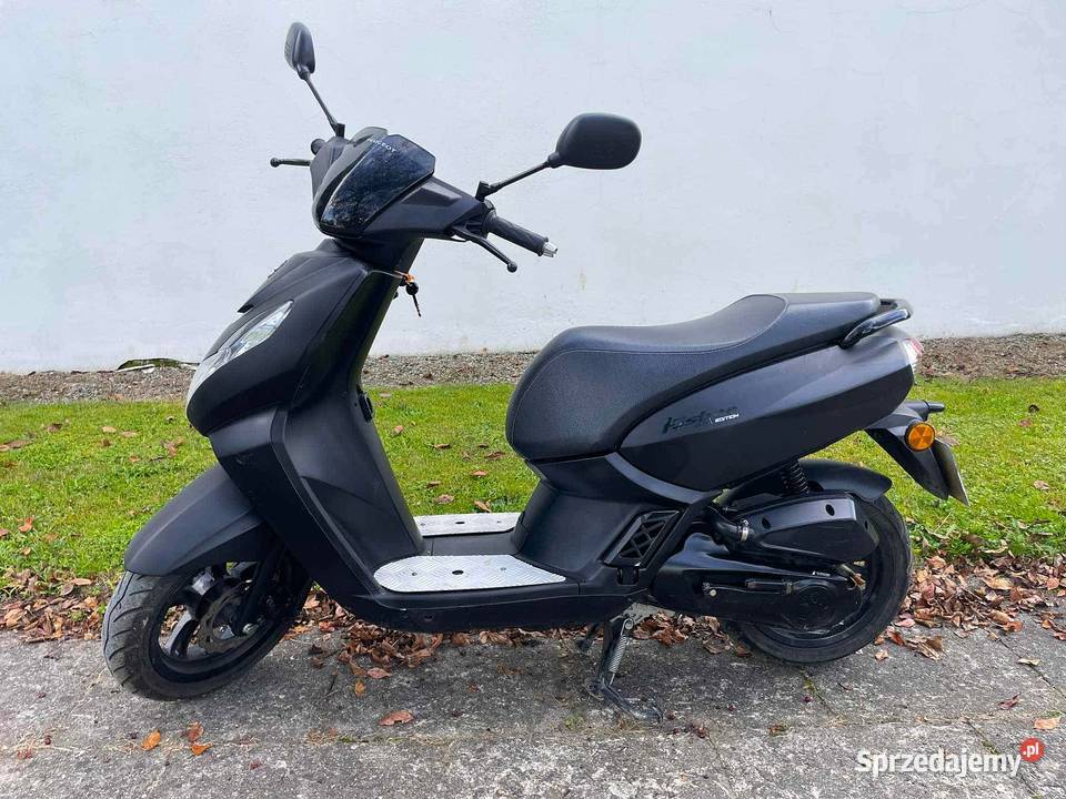 Peugeot KISBEE 50 4T SKUTER 2022R LIFT LED 100 Pilzno