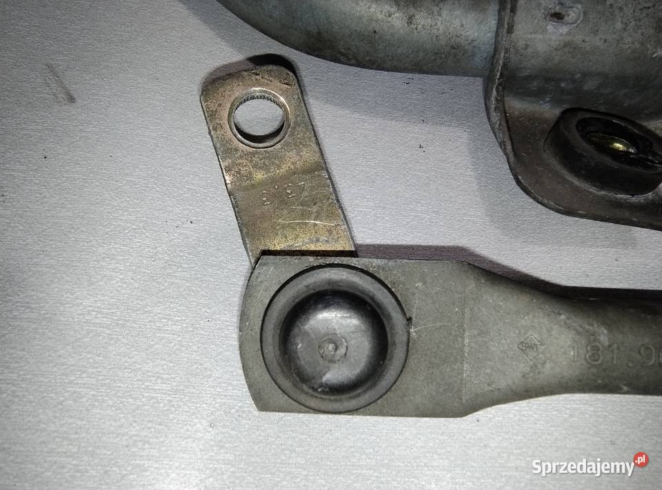 Mechanizm wycieraczek szyby przedniej komplet