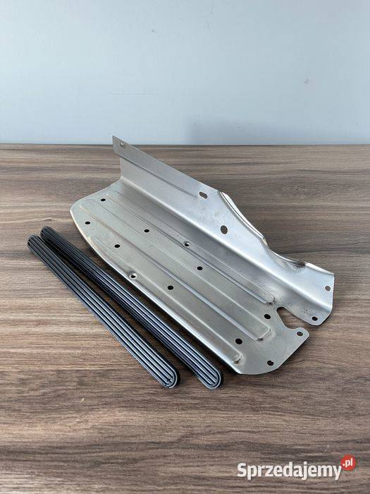 NOWY CZESKI PODEST PODNÓŻEK KIEROWCY PRAWY JAWA Bielsko-Biała