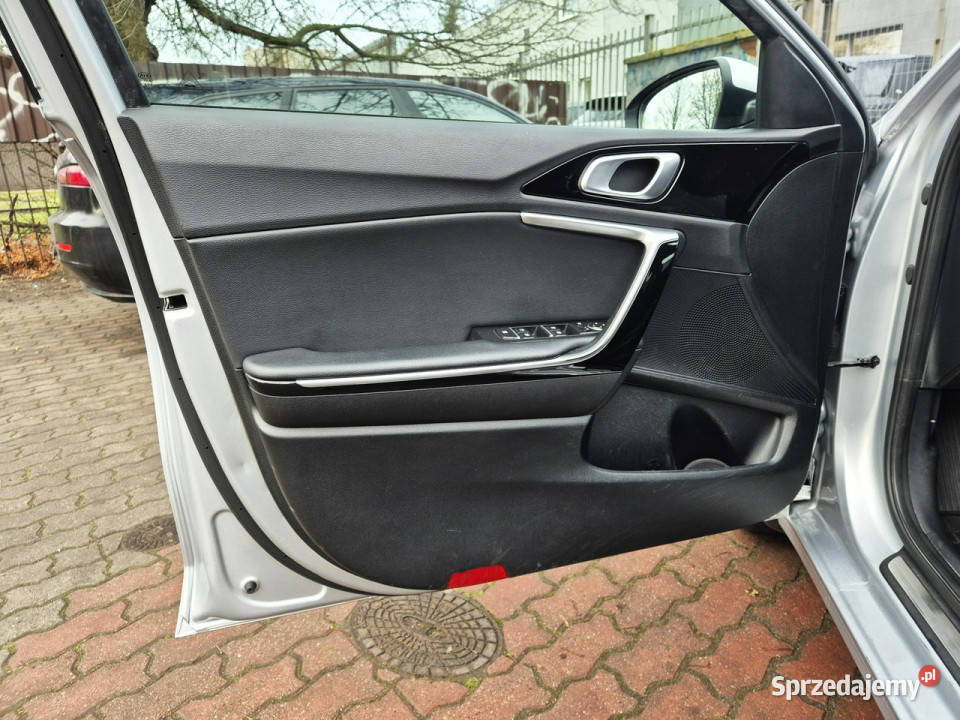 Kia Nowy Ceed 16 TGDI 141 Wersja BUSINESS LINE wielofunkcyjna kierownica Bełchatów