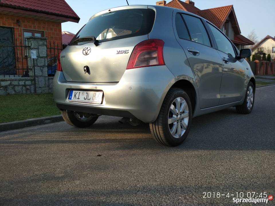 Toyota Yaris Bezwypadkowa 1.3 Czujniki Parkowania Klima Alu Kleczew - Sprzedajemy.pl