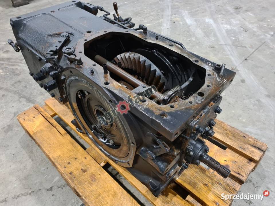 Tylny most Renault Ares 556 RZ 851B6 Byków