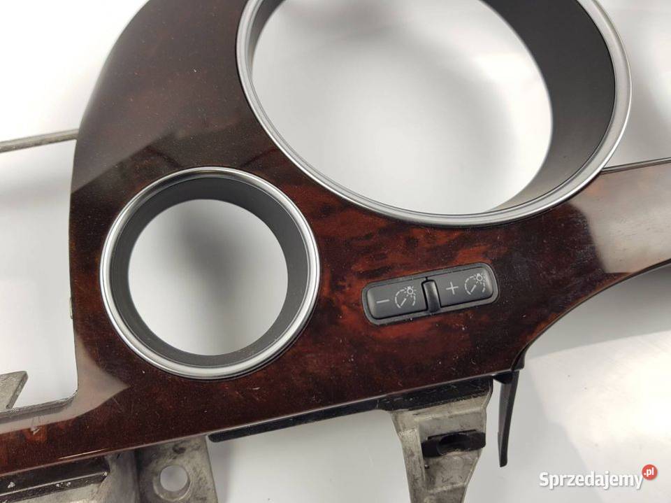 RAMKA LICZNIKA 4E1857115N AUDI A8 D3 Lipno