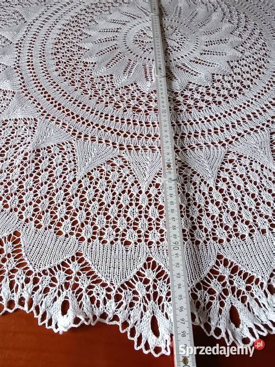 Duże serwety małe obrusy ręcznie robione sprzedam