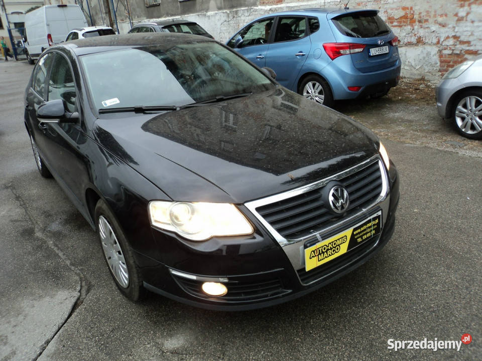 Volkswagen Passat sprzedam ładnego PASSATA 16B światła przeciwmgielne Lublin