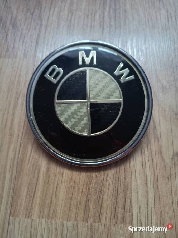 Znaczek na maske bmw czarny karbonowy osobowe Pozostałe