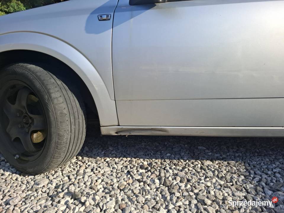 Astra h klima hak okazja Trablice sprzedam