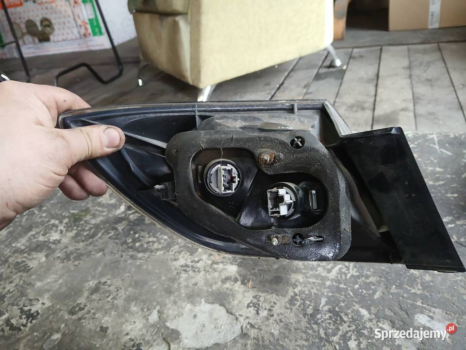 Lampa prawa tylna Mazda 3 I BK lift HB 5D prawe małopolskie Radłów sprzedam