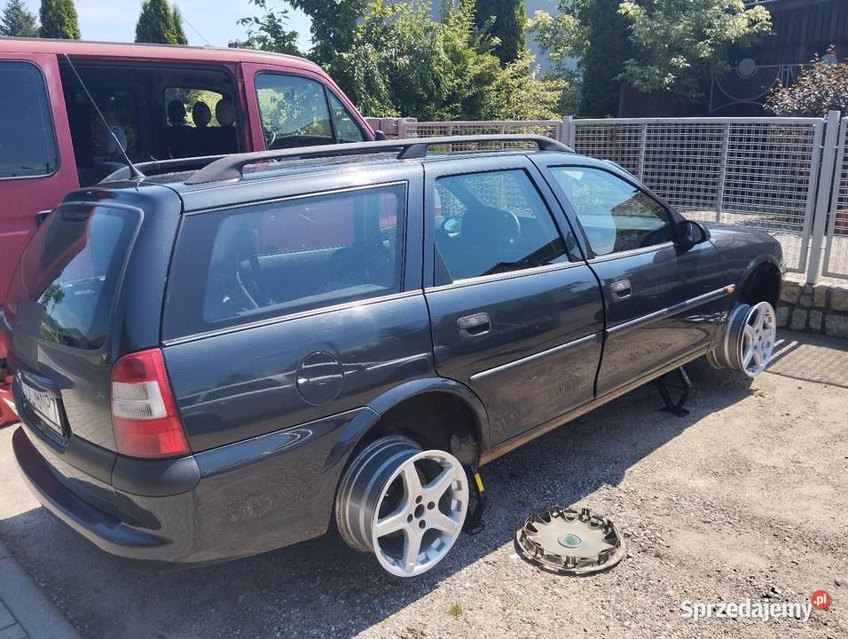 Sprzedam samochód osobowy opel Vectra b estate 2 Motoryzacja sprzedam