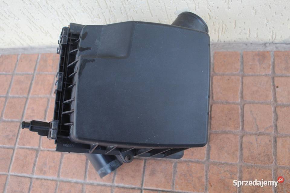 OBUDOWA FILTRA POWIETRZA OPEL CORSA D 10 osobowe