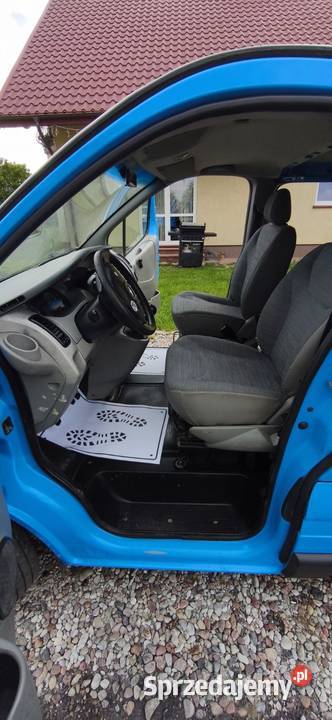 vivaro lift 20D 6osobowy 280000km Poniatowa