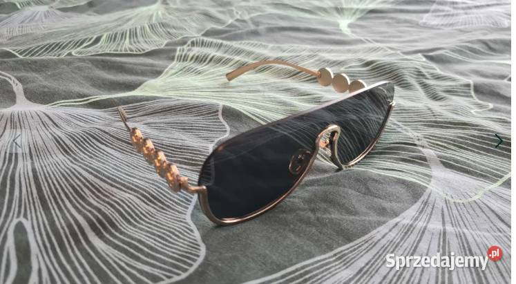 Okulary przeciwsłoneczne VERSACE Model Przemyśl