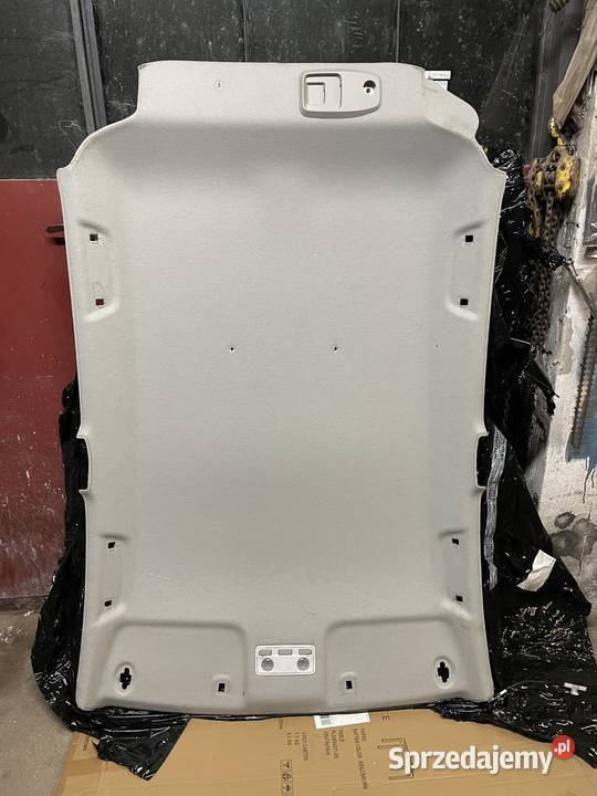 Toyota yaris podsufitka Janów