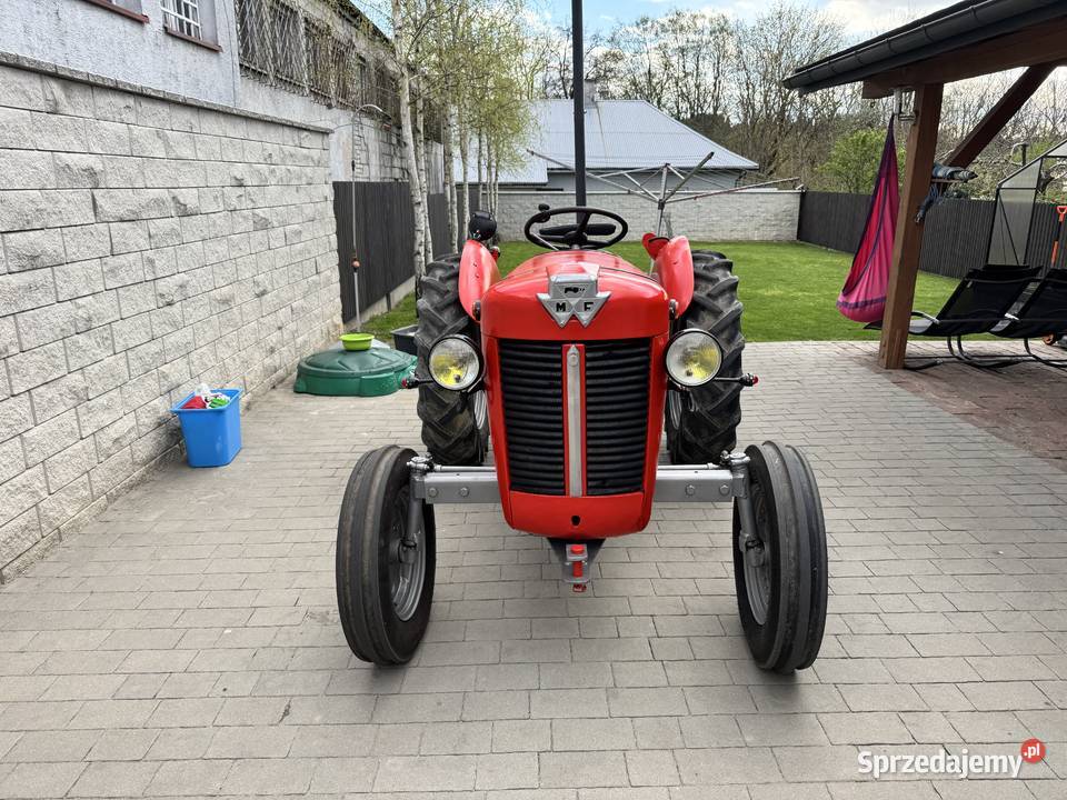 CIĄGNIK MASSEY FERGUSON 825 1960r Lesko