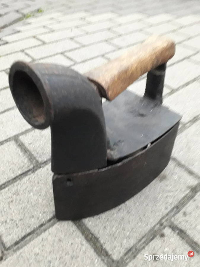 Zabytkowe żelazko na wegiel z kominem Warszawa