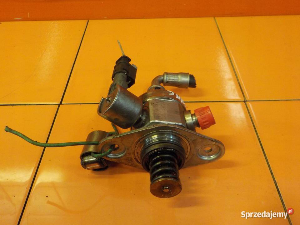 BMW 3 F30 F20 16 316i 15r 136 N13 pompa paliwa Suków